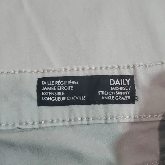 Buffalo David Bitton Grey Daily Mid Rise Stretch Skinny Ankle Grazer Jean Size 8 - Picture 3 of 5